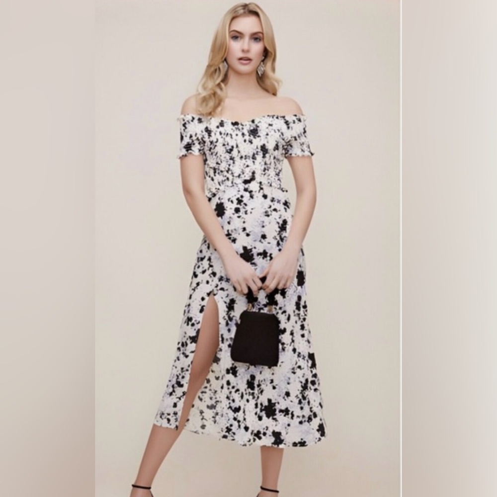 ASTR the Label Smocked Off Shoulder Floral Midi Dress Sz M